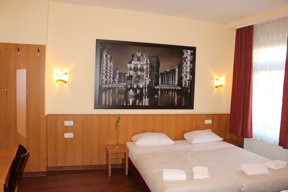 Altan Hotel