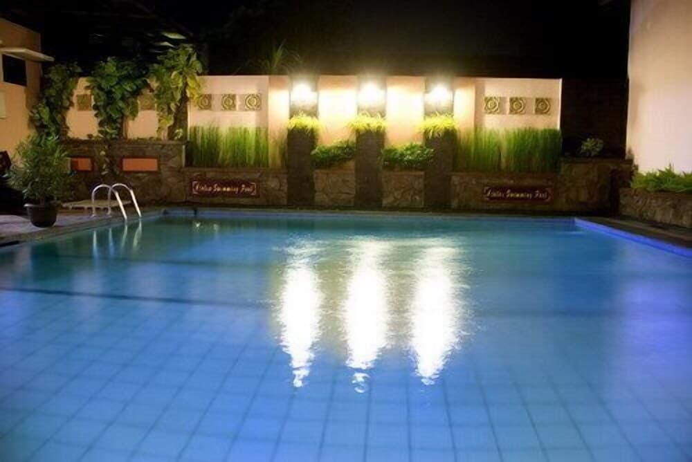 Atrium Resort & Hotel