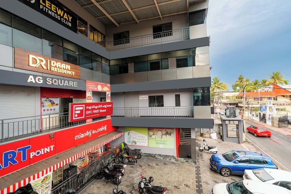Daan Residency