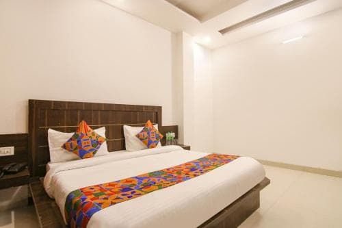Fabexpress Aerosky Inn