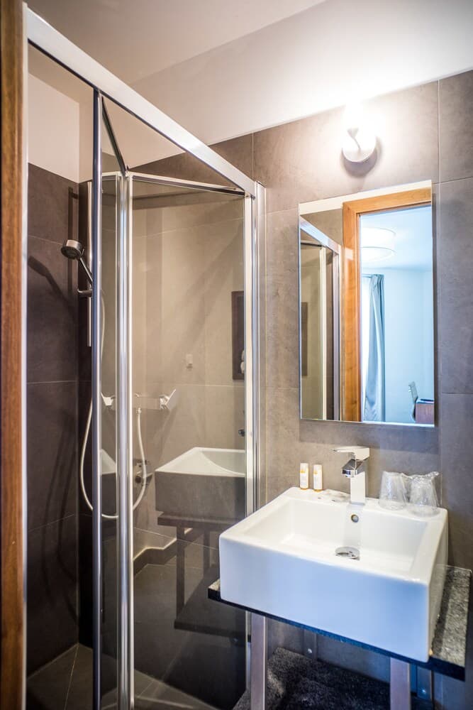 Art Hotel Batignolles
