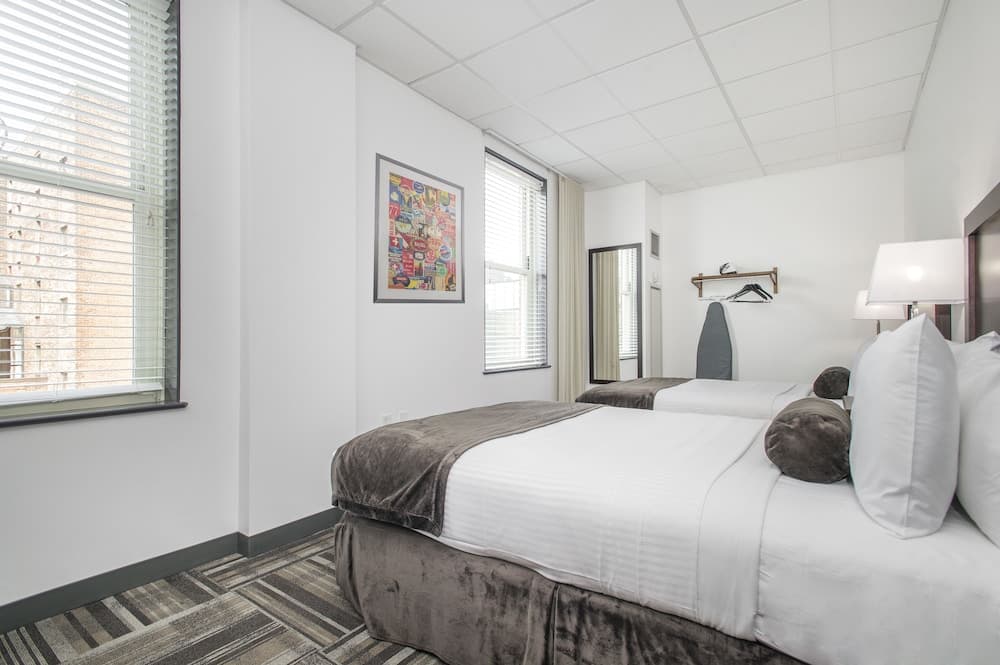 Hotel 140