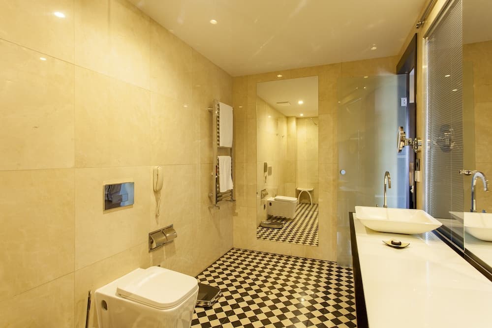 Quentin Boutique Hotel
