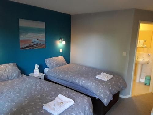 Aber Falls Hotel