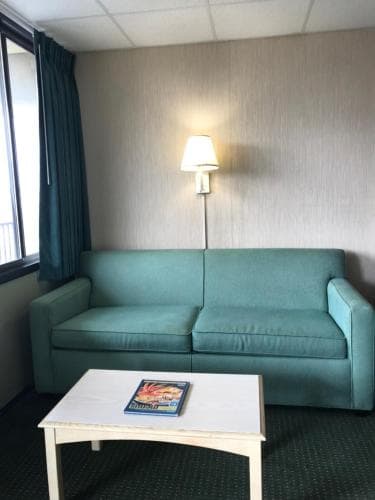 Surf Inn Suites