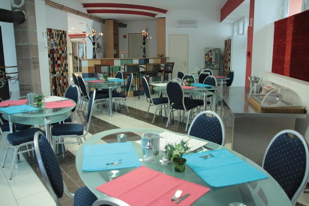 Tisza Corner Hotel