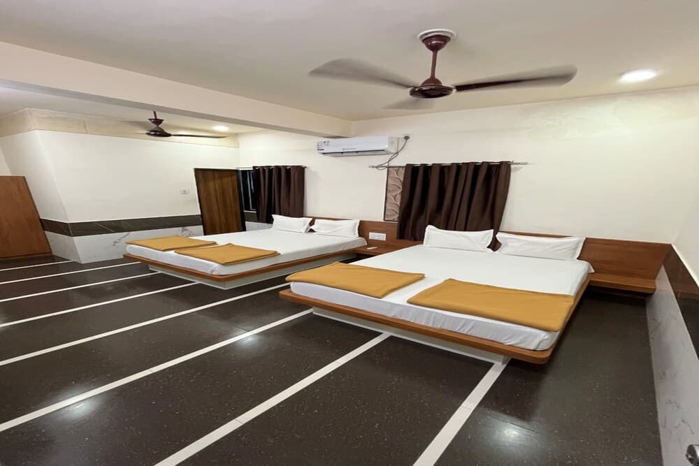 Mahalaxmi Hotel