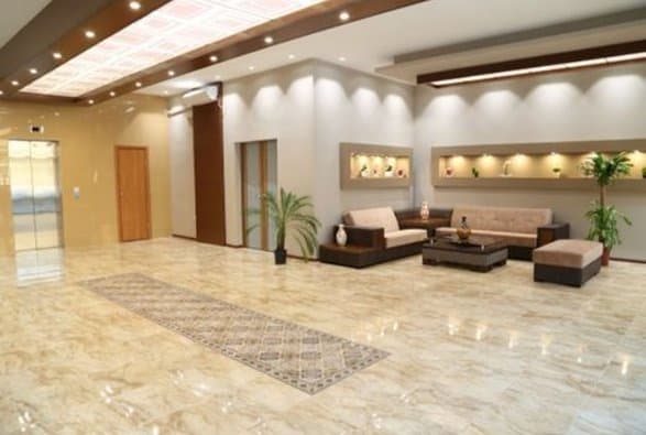 La Casa Hotel