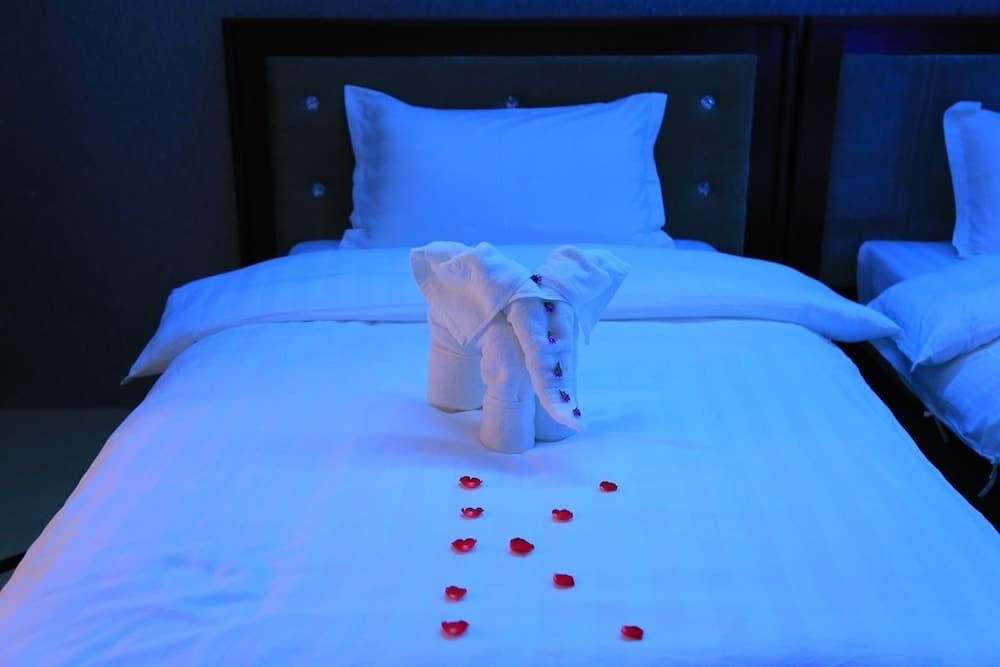 King & Queen Hotel