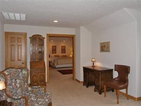 Mount Scott Manor
