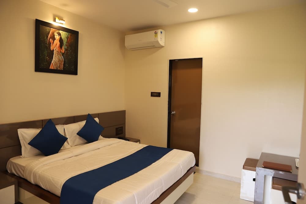 Raaj Resort