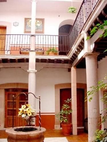 Hotel Reyna Soledad