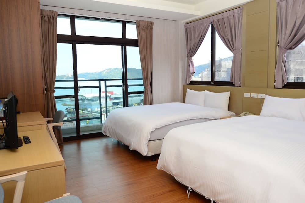 Yi Da lakeside Hotel
