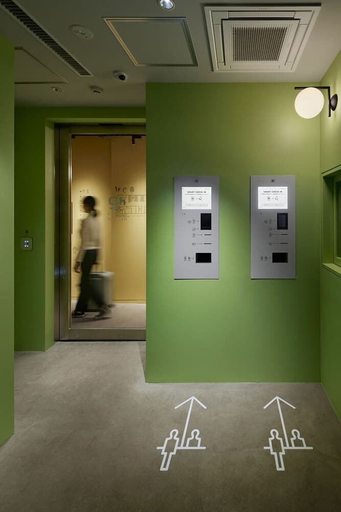 9h nine hours woman Shinjuku sleep lab