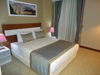Moonlight Hotel