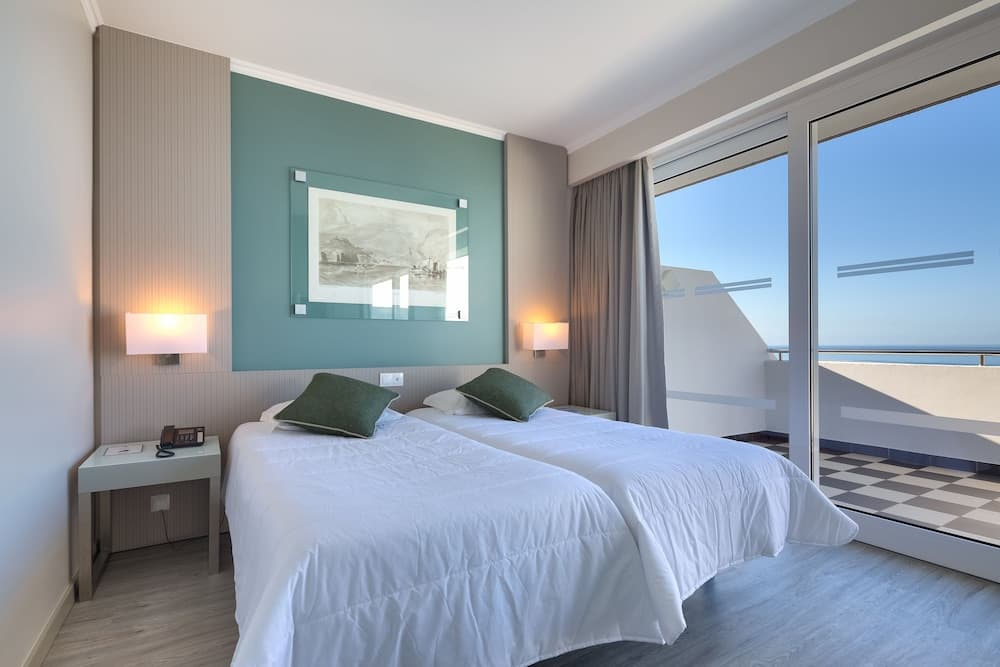 Hotel Orca Praia