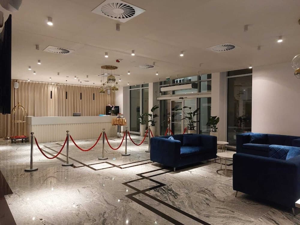 Hotel Arcade