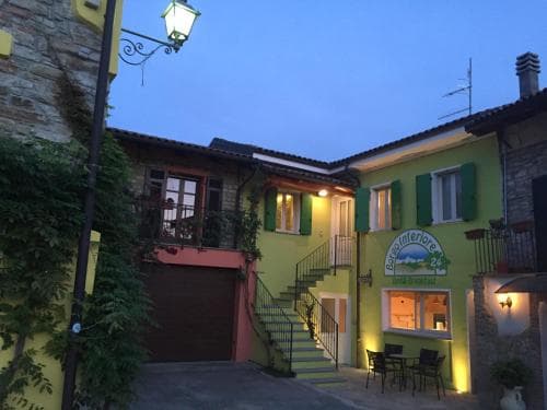 Borgo Inferiore 24