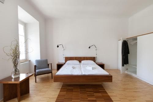 Macek Rooms