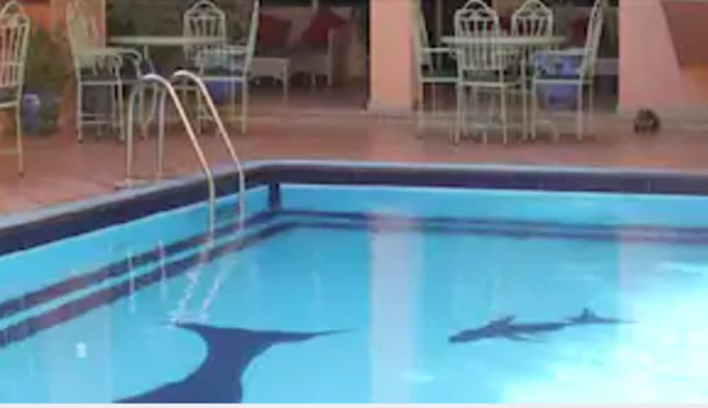 Hotel Al Kabir