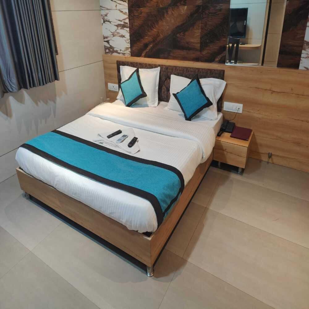 Hotel Prasad NX