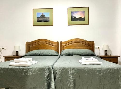 Hostal Carlos II