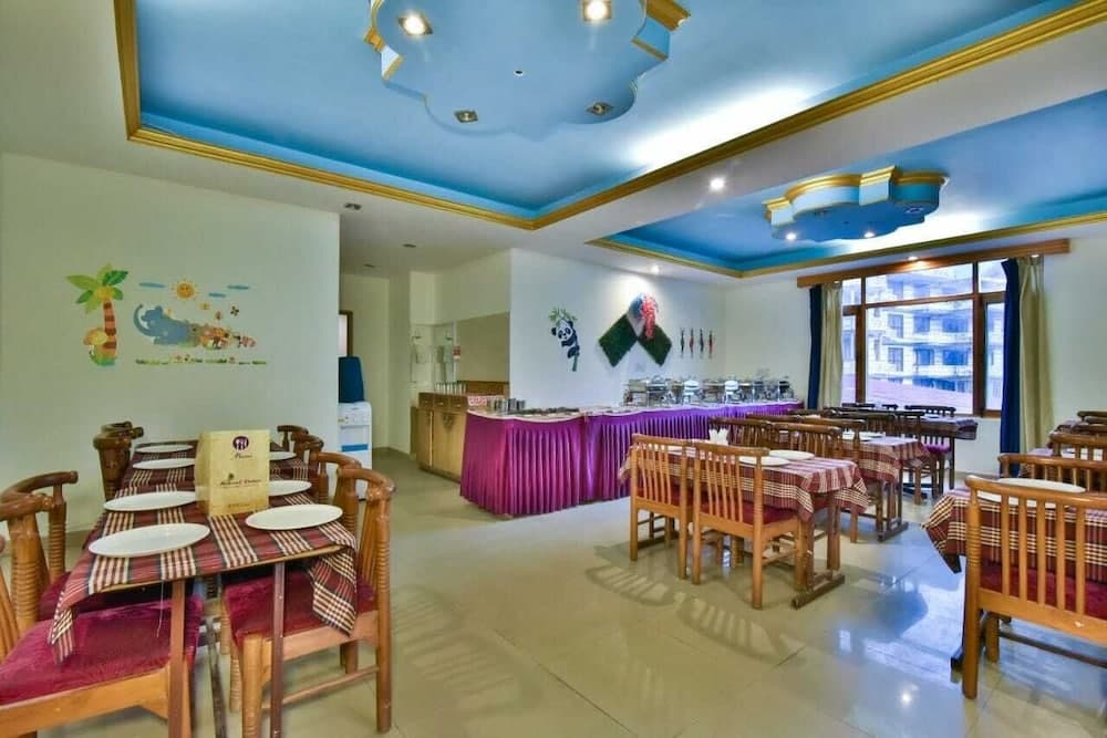 Hotel Mukund Palace