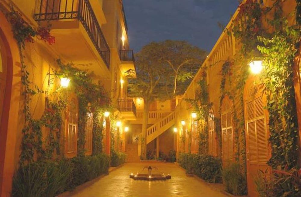 La Maison Rose