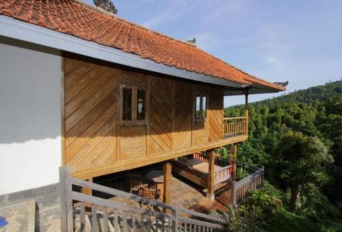 Melanting Cottages