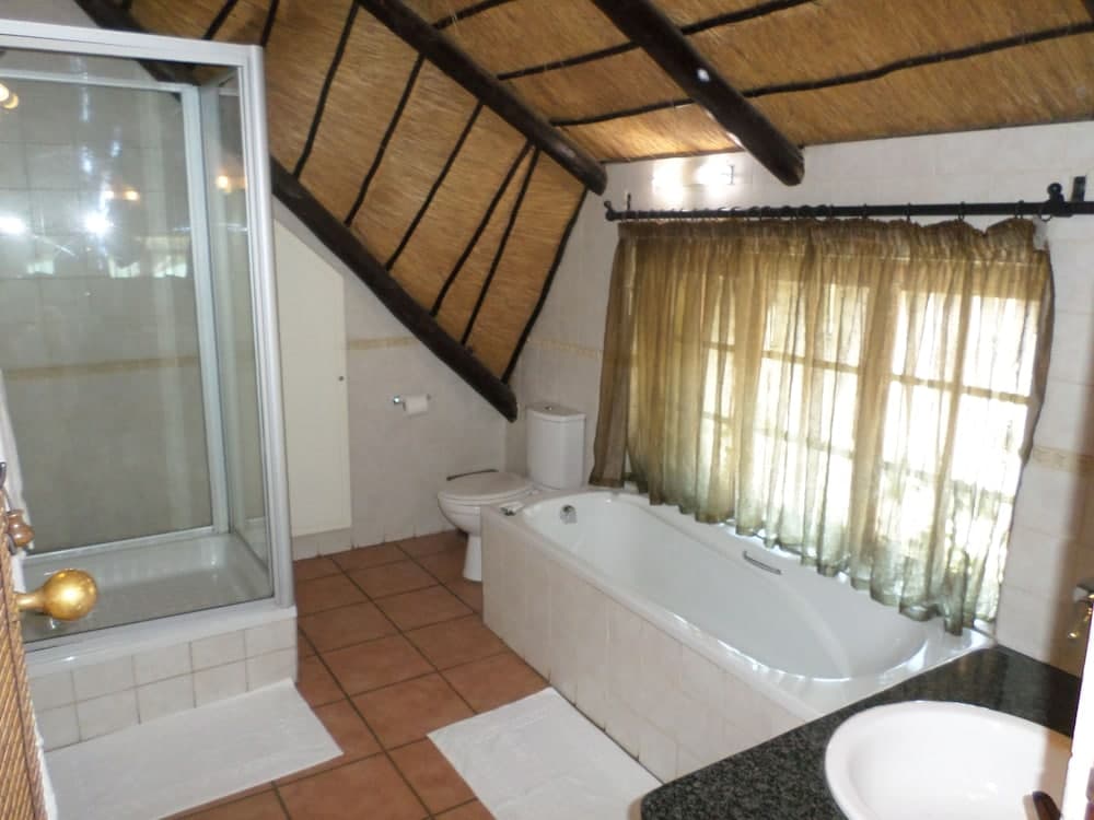 Foundry Guest Lodge