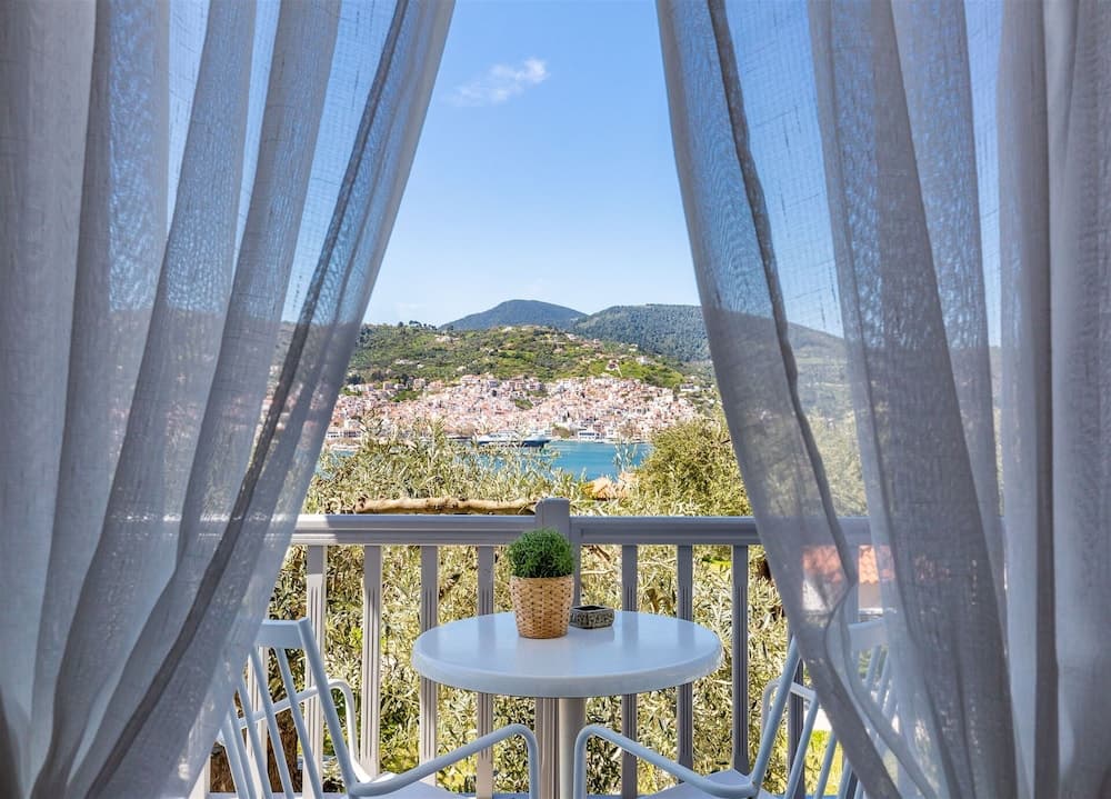 Evlalia Studios & Villas