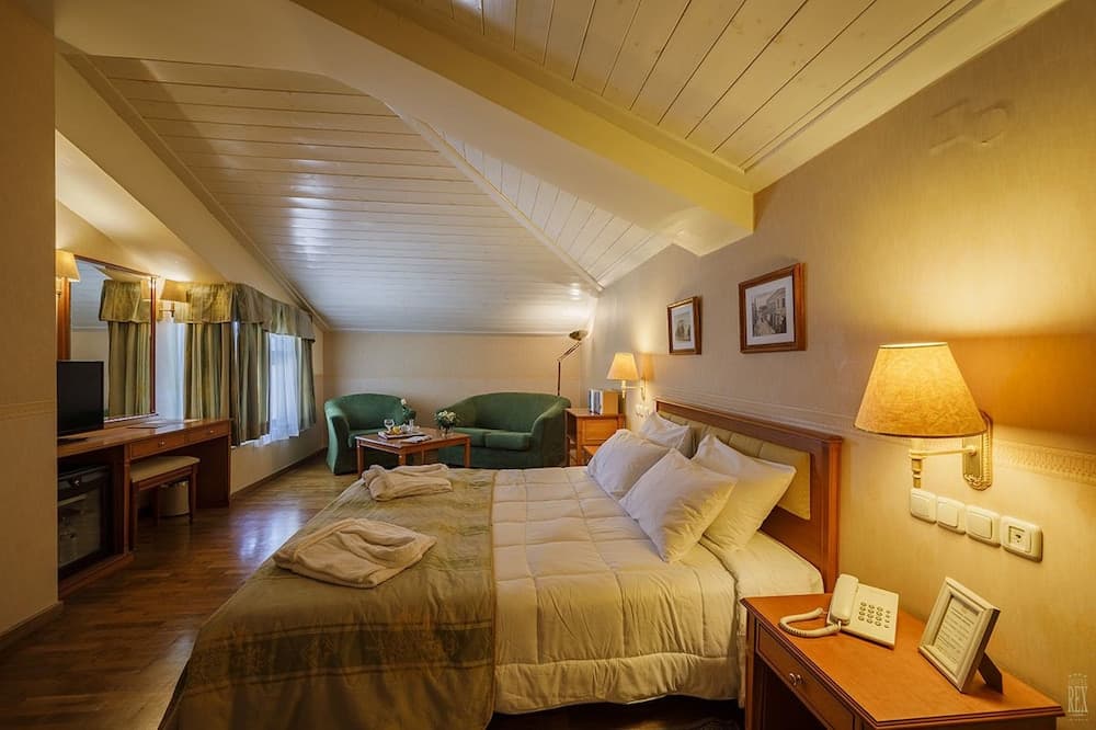 Rex Hotel