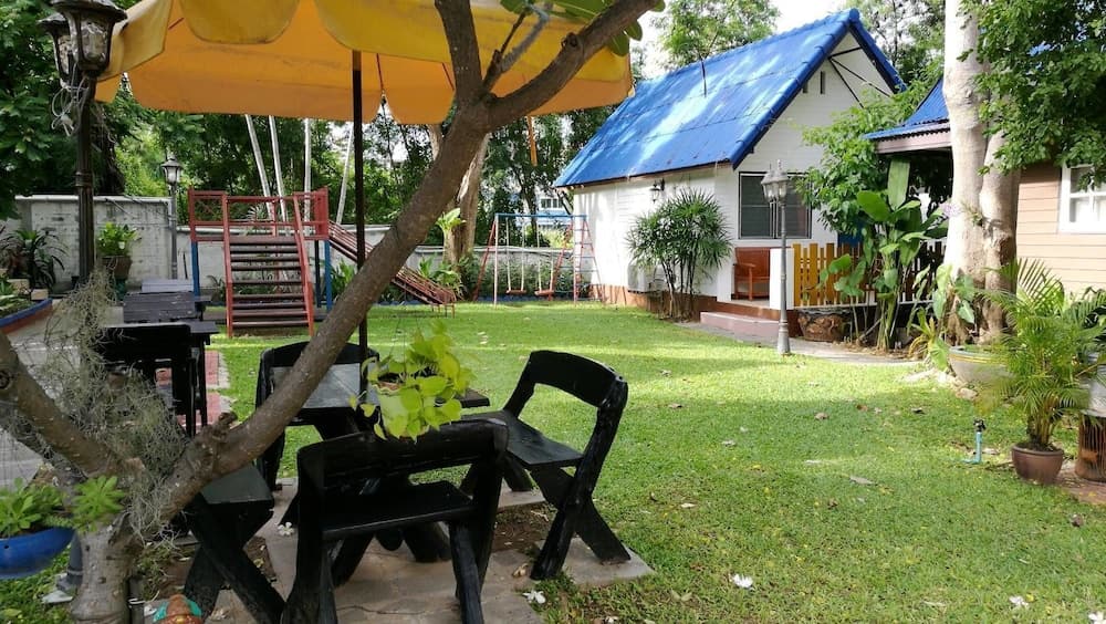Lunarhut Resort