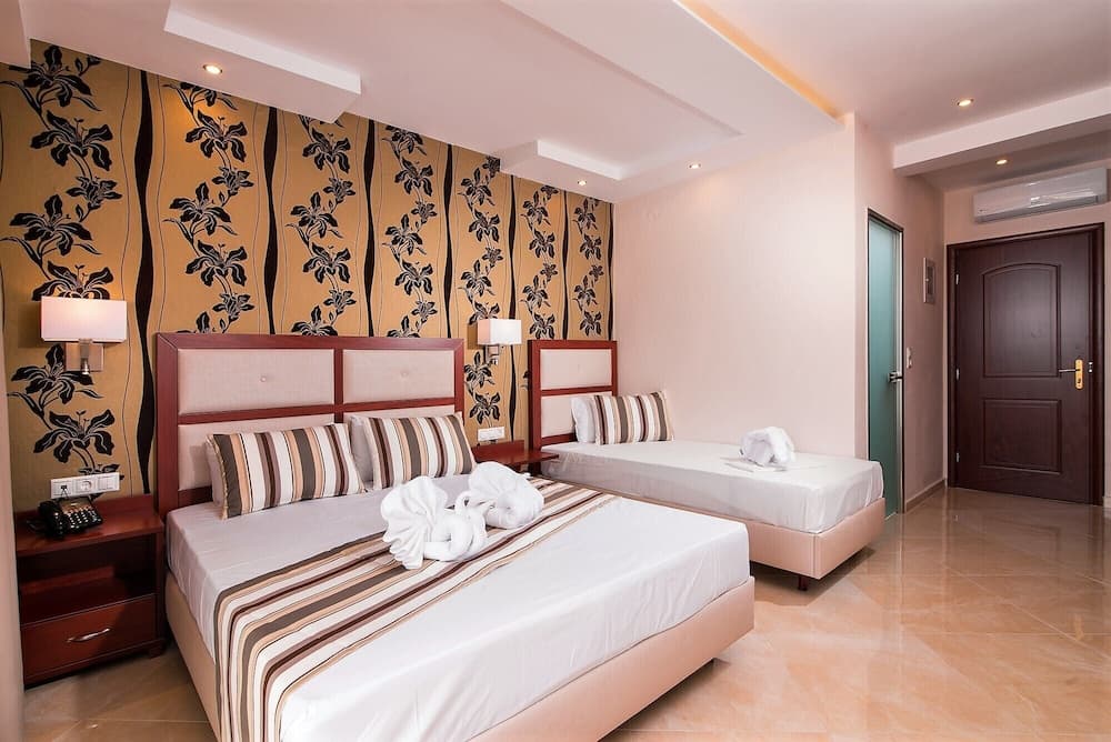 Diamond Hotel