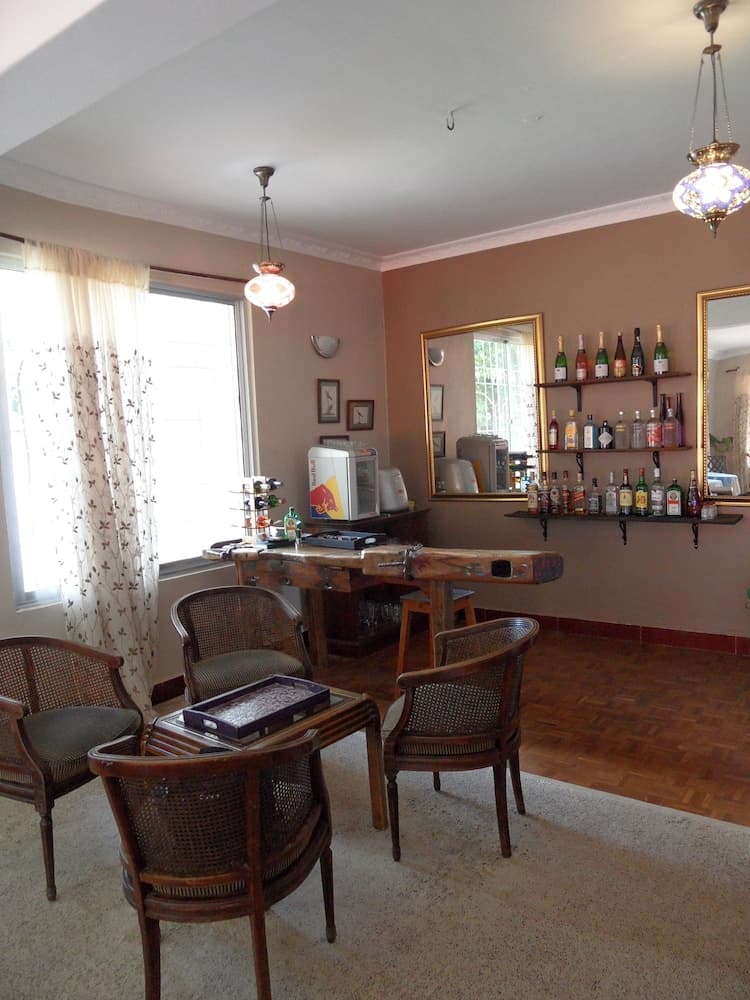 Boulevard Inn