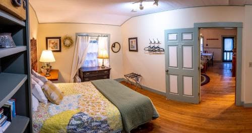 Clementine'S Bed & Breakfast