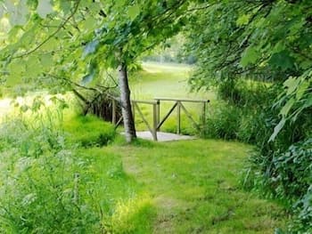 Lew Barn B&B
