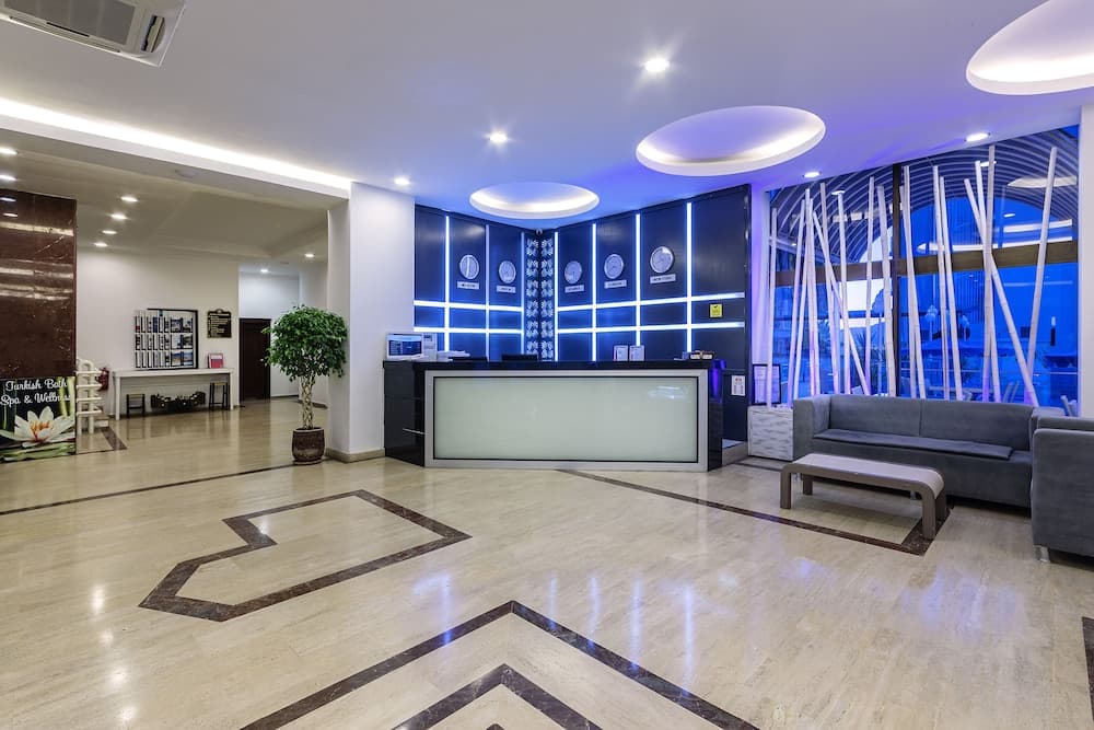 Kayamaris Hotel & Spa