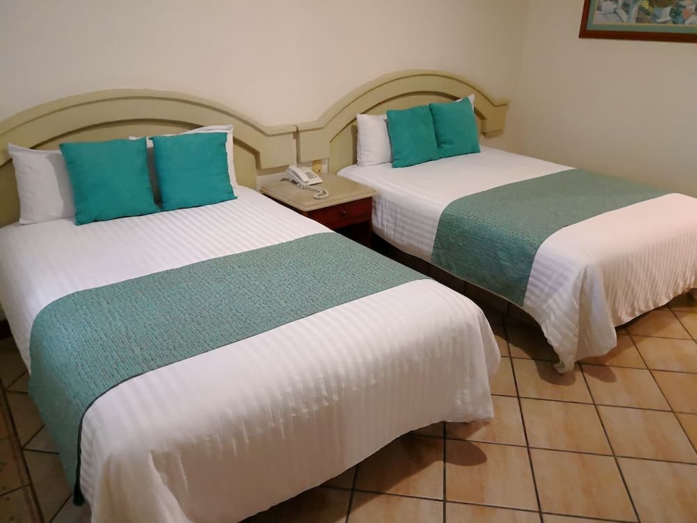 Hotel Playa Marina