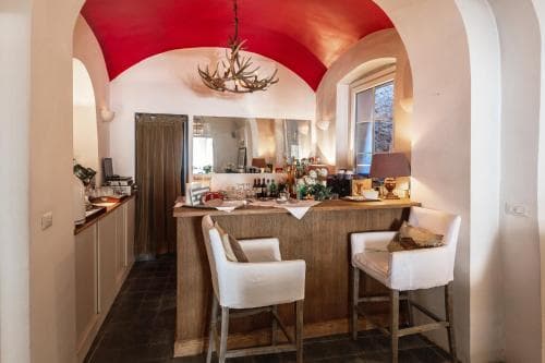 Lesar Hotel Angel