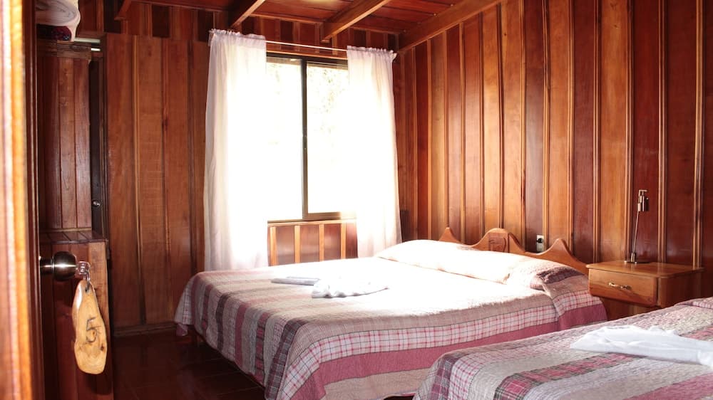 Hotel Miramontes