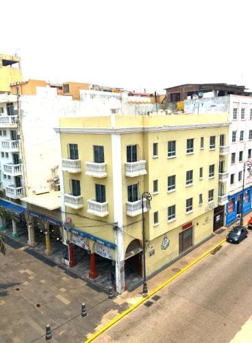 Hotel Puerta De Mar