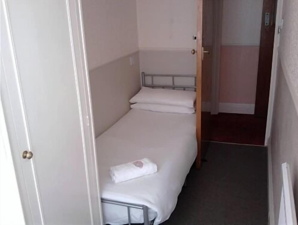 Brampton Guest House