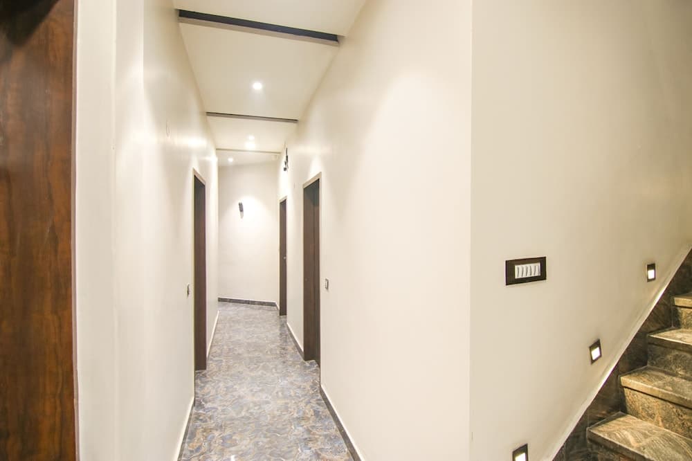 Fabhotel Orio
