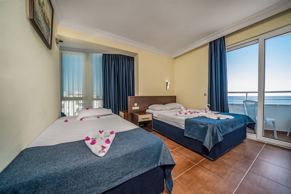 Arsi Blue Beach Hotel