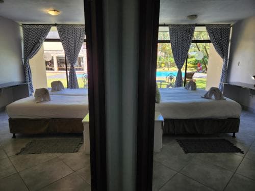 Elephant Lake Hotel