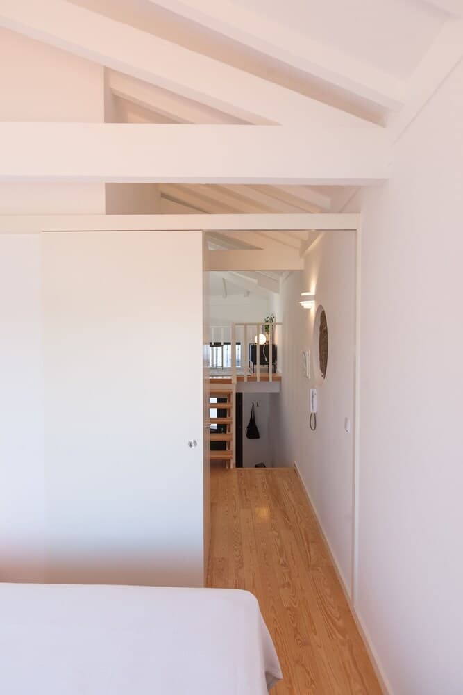 Oporto Invite River View