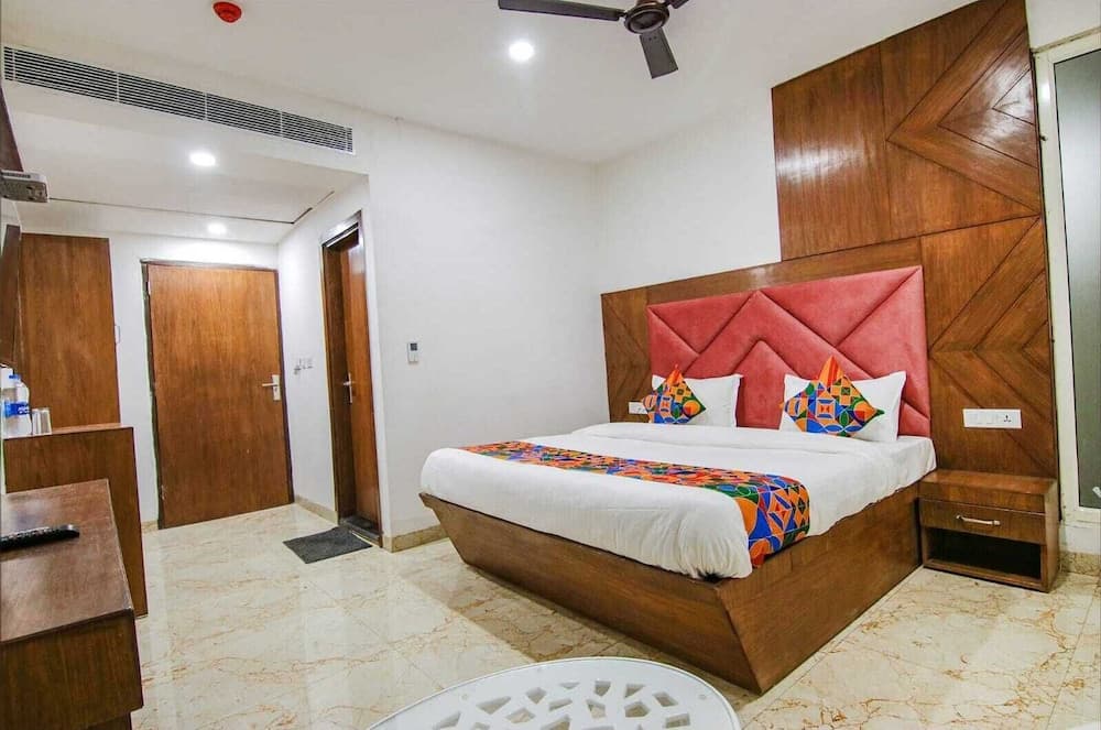 Suman castle Hotel