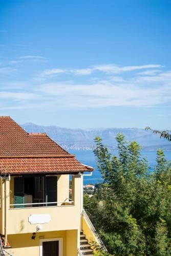 Apollon Apartments