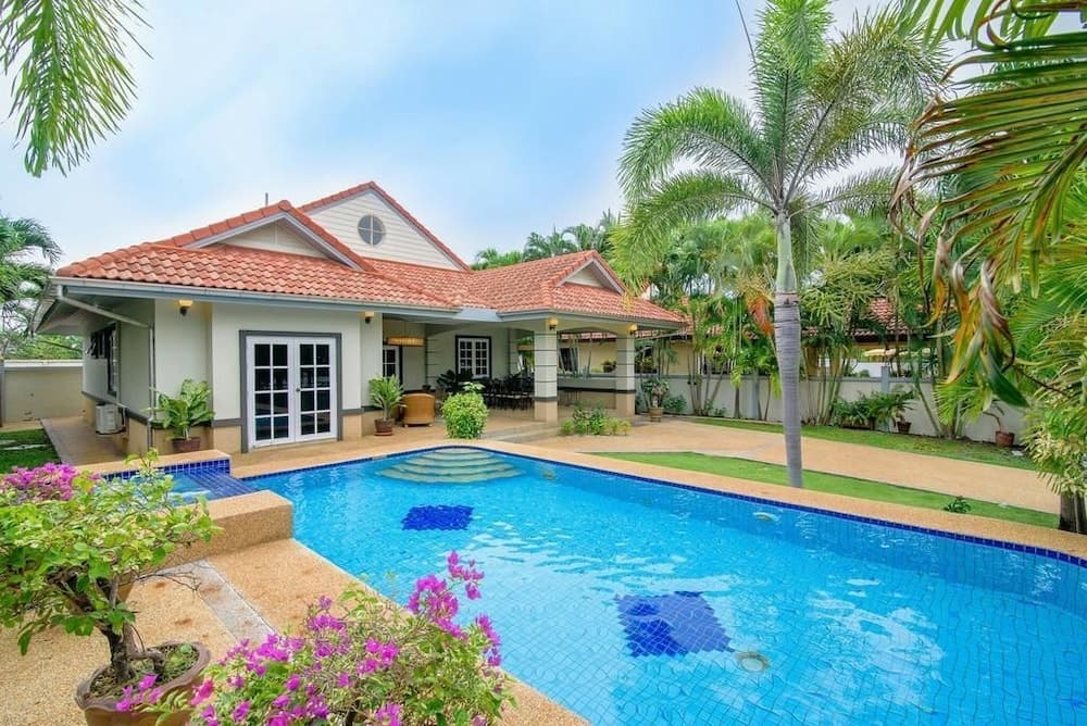 Cateriya Pool Villa